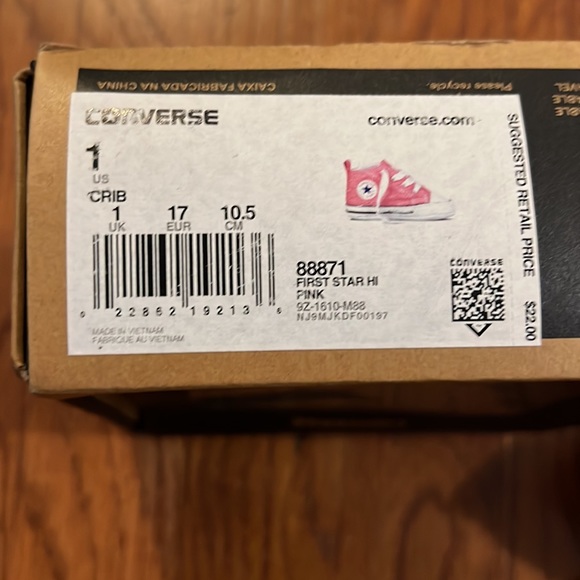 Pink and white infant converse sneakers - Picture 6 of 7